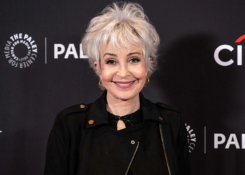 Annie Potts Says CBS’ Decision to Cancel “Young Sheldon” Is a ‘Stupid Business Move,’ Says Cast Was ‘Totally Ambushed’ – NEWS USA